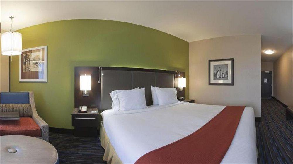 Holiday Inn Express Fulton By Ihg מראה חיצוני תמונה